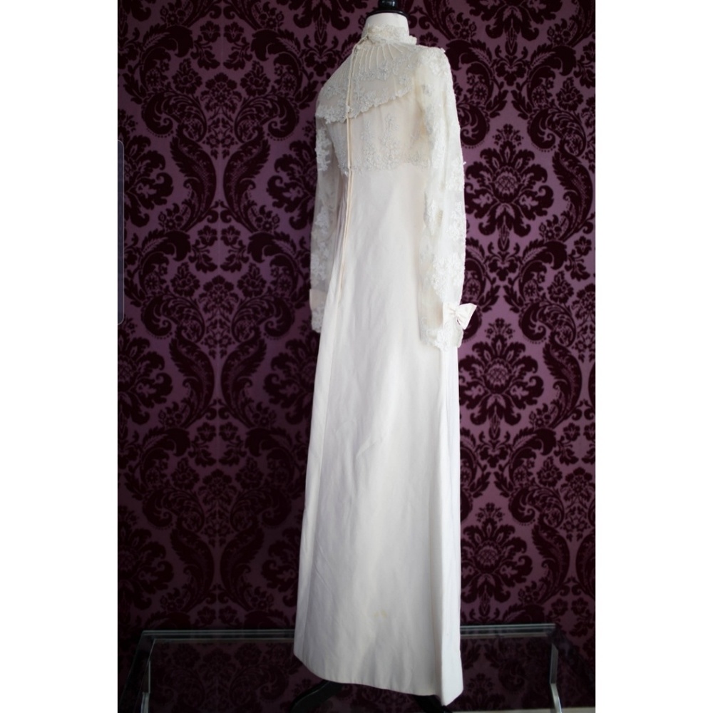 Vintage 1950s Priscilla of Boston Wedding Gown - Picture 3 of 8